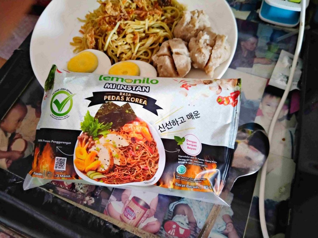 eview mie lemonilo pedas korea