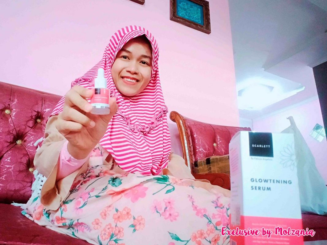 berfoto dengan serum scarlett yang cantik