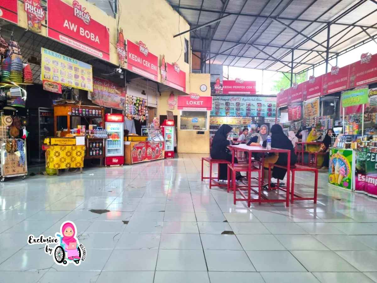 food court museum