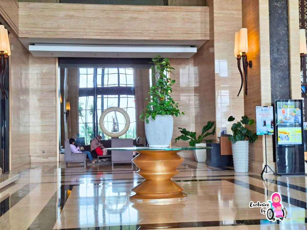 lobby hotel palembang
